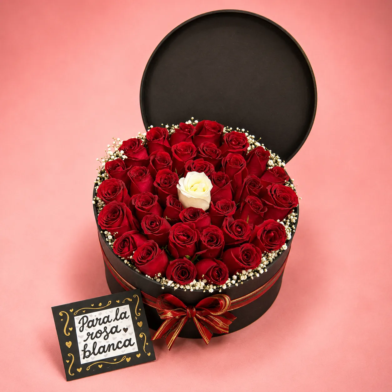 Cilindro con 36 rosas blancas – DA'Flores